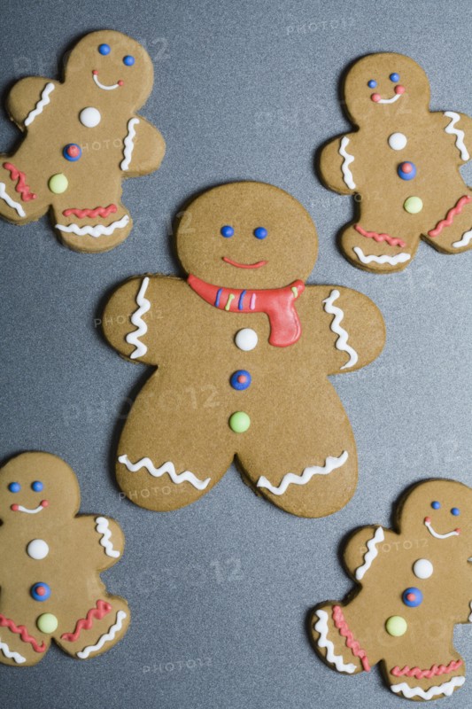 Gingerbread man cookies. Photographe : Kristin Lee