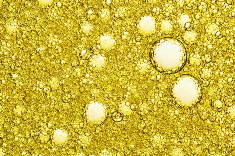 Olive oil bubbles. Photographe : Joe Clark
