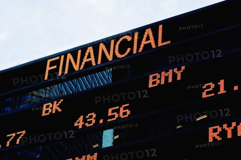 Stock ticker board. Photographe : fotog