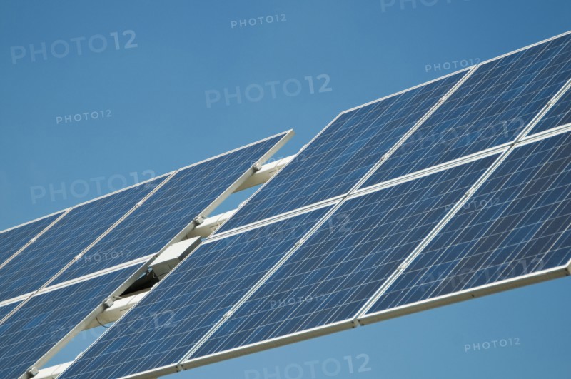 Low angle view of solar panel. Photographe : Daniel Grill