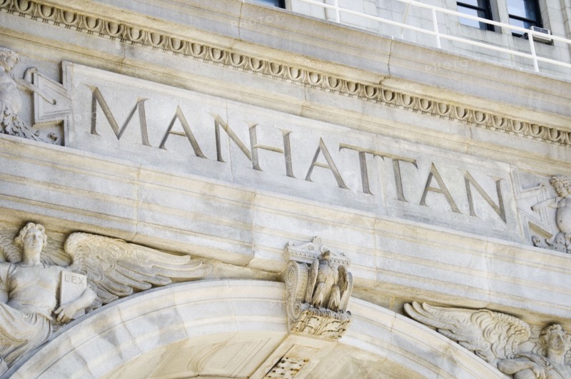 Architectural detail on urban building. Photographe : Jamie Grill
