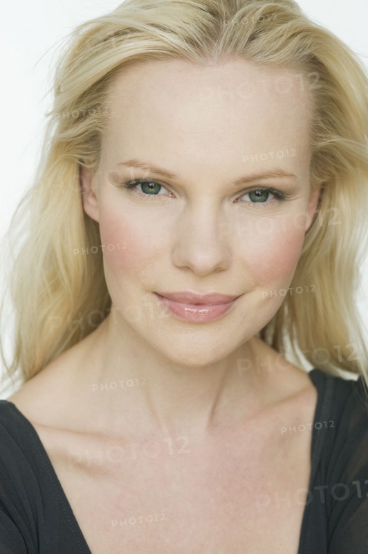 Portrait of woman.