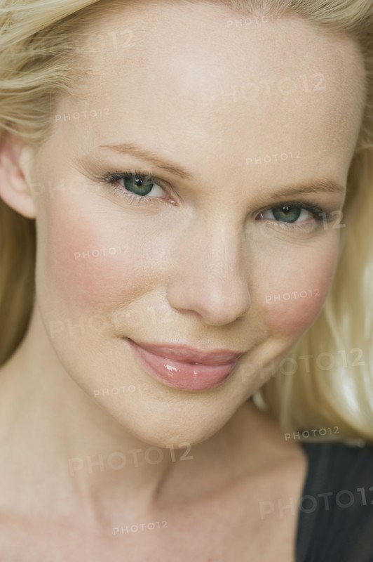 Portrait of woman.