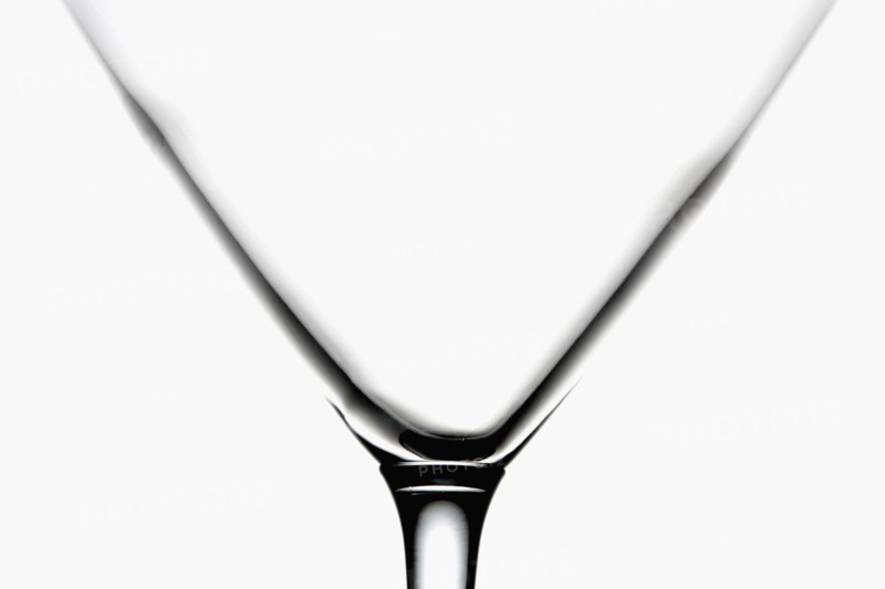 Martini glass, close-up. Photographe : Joe Clark