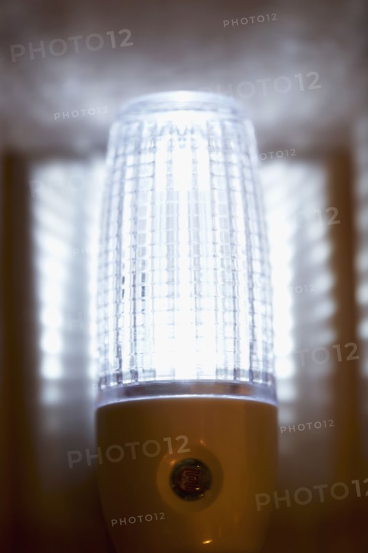 Electric lamp. Photographe : Joe Clark