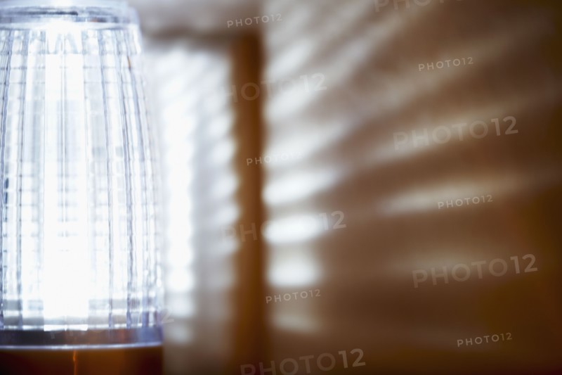Electric lamp. Photographe : Joe Clark