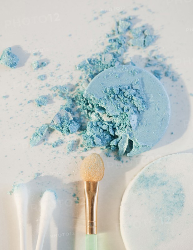 Eye shadow and make up applicators