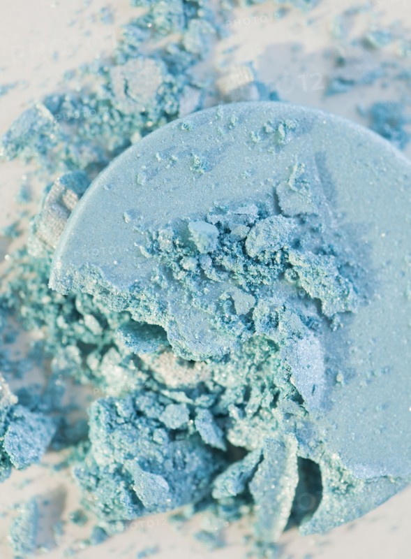 Eye shadow