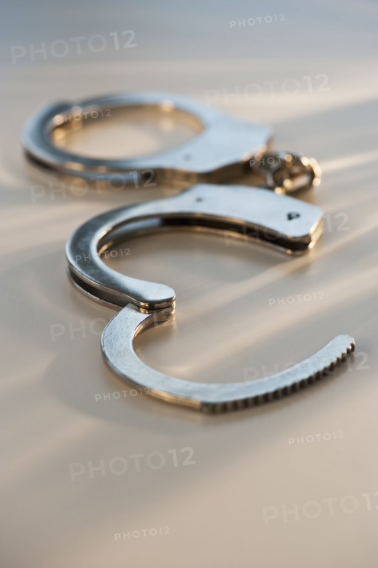 Hand cuffs