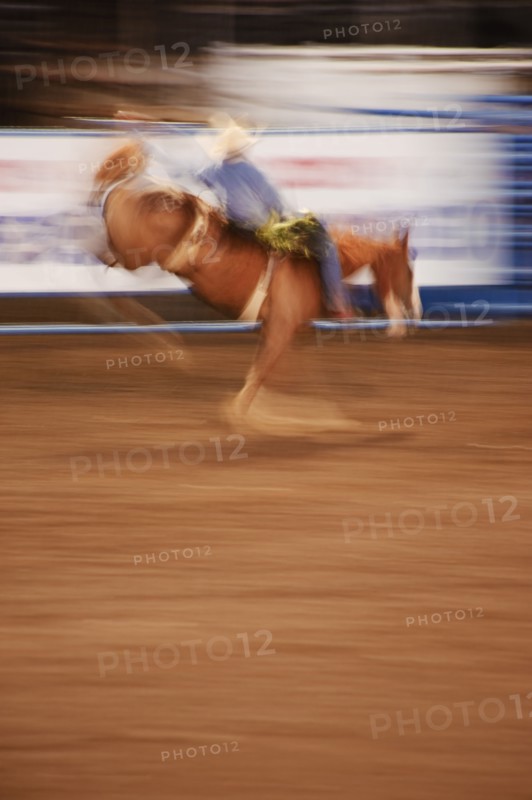 Bronco riding