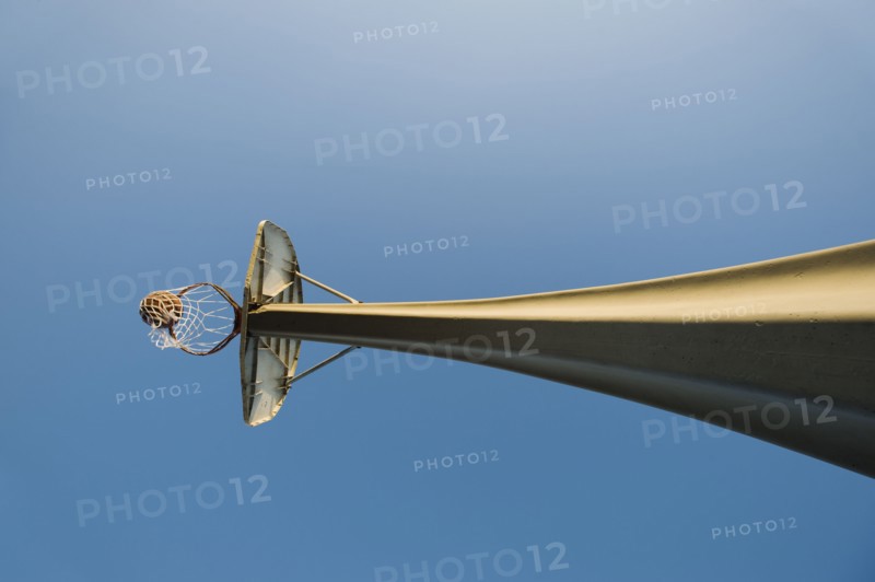 Basketball net
