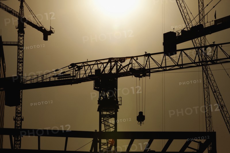 Construction of high-rise building