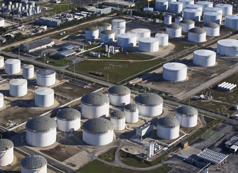 Oil tanks. Photographer: fotog
