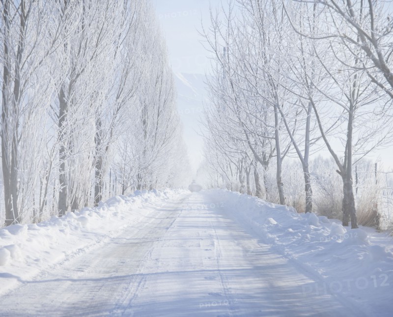 Rural road in winter. Photographer: Mike Kemp
