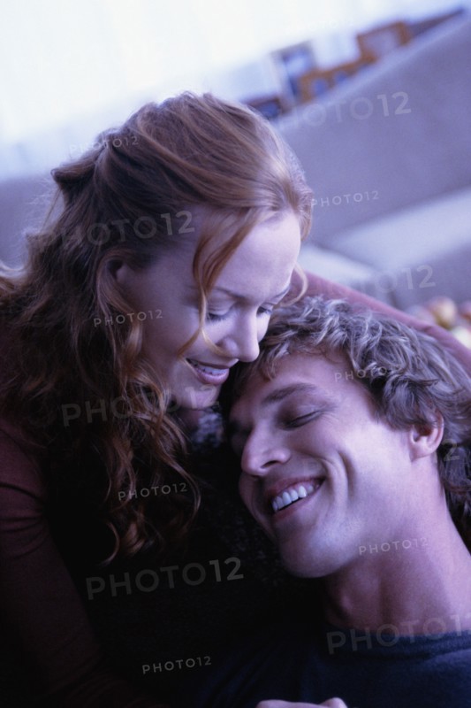 Couple embracing. Photographer: Rob Lewine