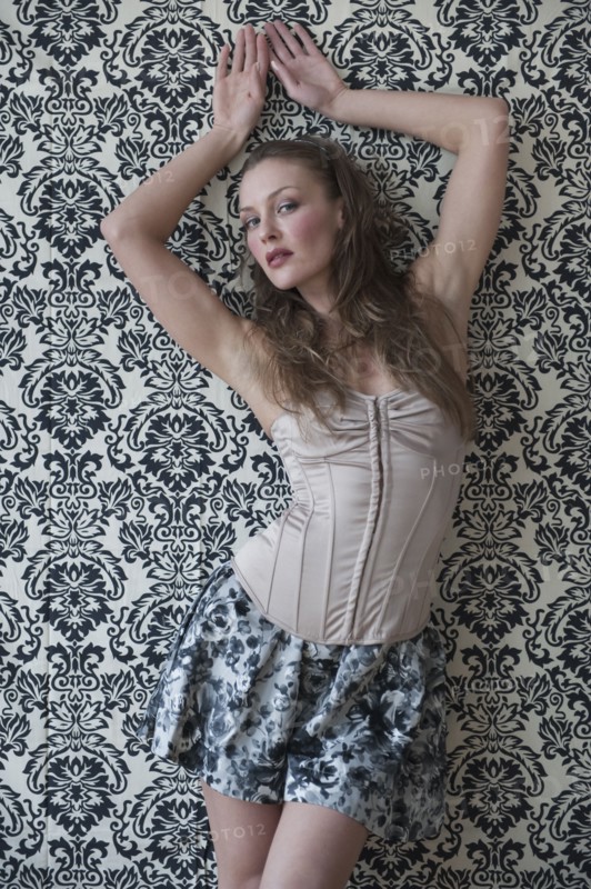 Portrait of a woman.