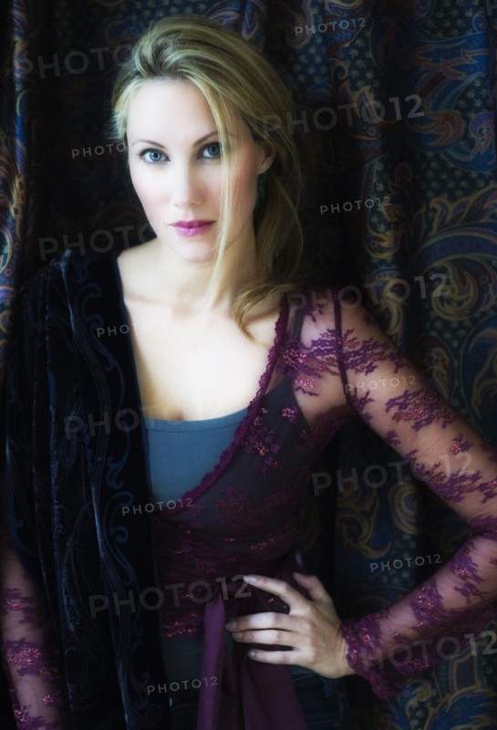 Portrait of a woman.