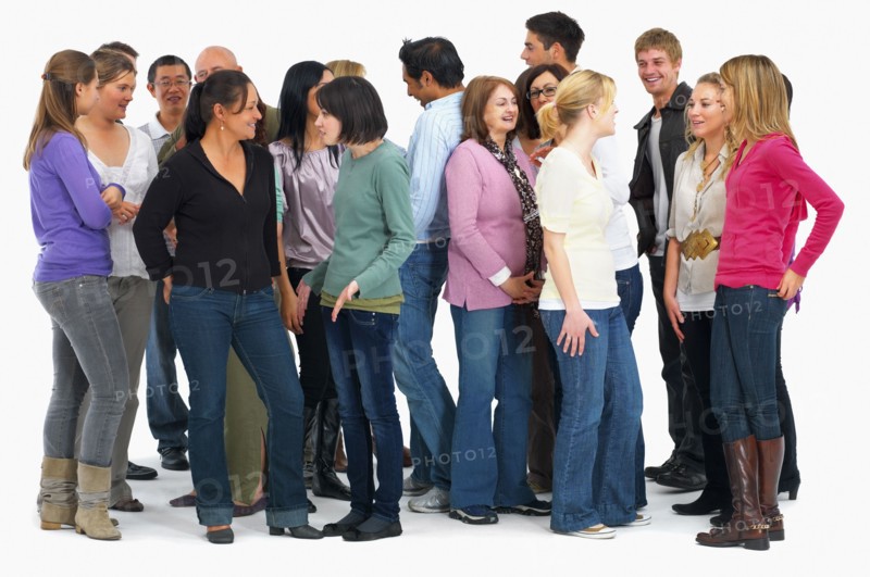 Group of people talking. Photographe : momentimages