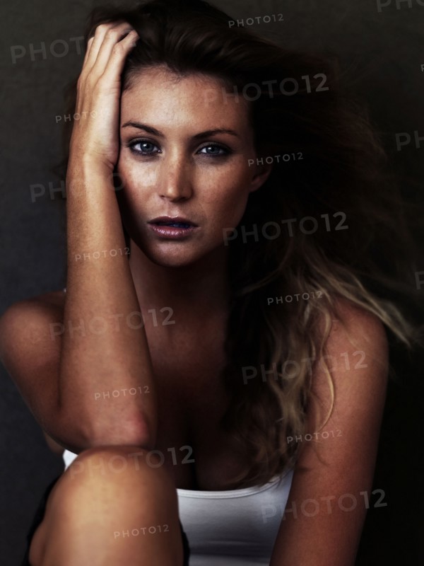 Sexy woman. Photographe : momentimages