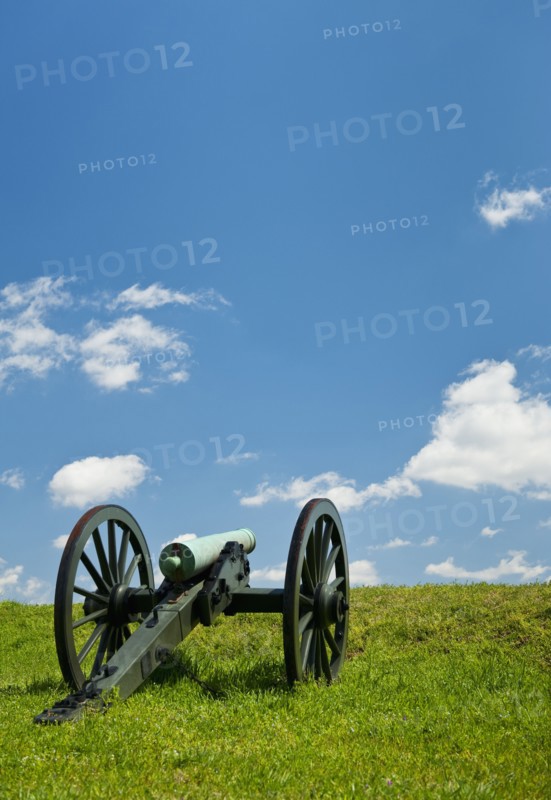 Cannon at Vicksburg National Military Park.