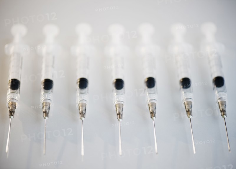 Row of medical syringes. Photo : Jamie Grill