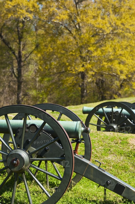 Cannons at Vicksburg National Military Park.