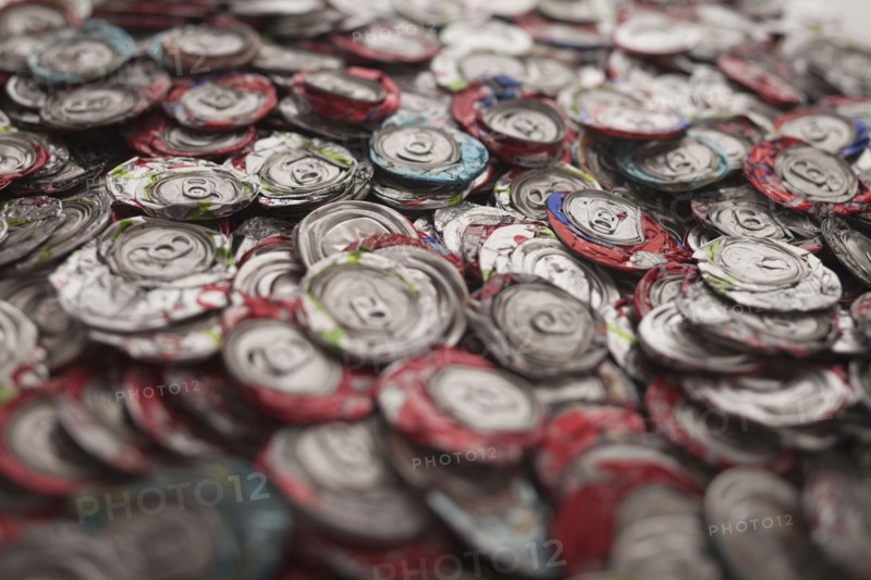Pile of crushed cans. Photo : Mike Kemp
