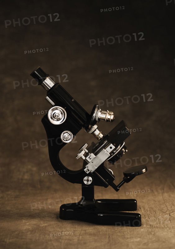Microscope.