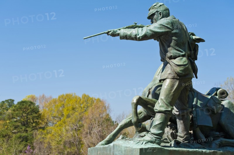 Statue of union soldier at Vicksburg National Military Park.