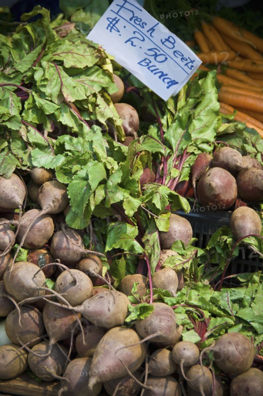 Produce display at farmer's market. Photo. Antonio M. Rosario