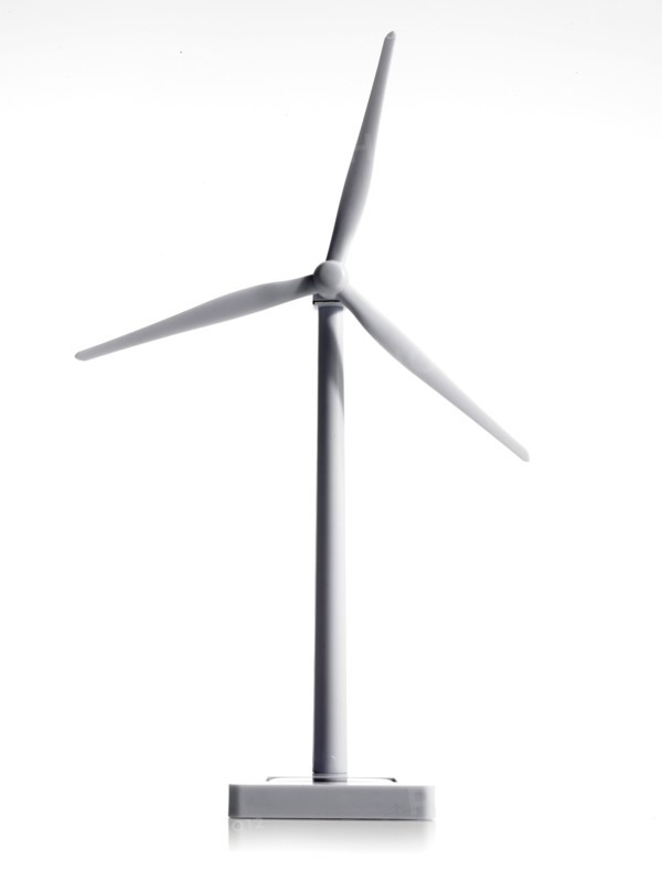 White windmill. Photo : David Arky