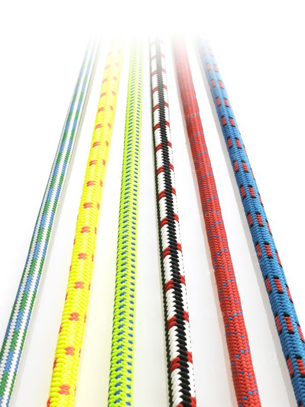 Colorful rope. Photo : David Arky