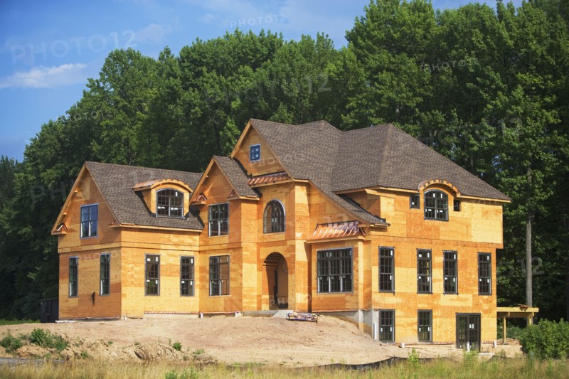 Partially built house. Photo. fotog
