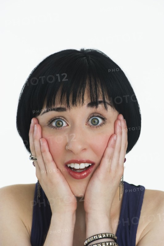 Surprised woman. Photo : Daniel Grill