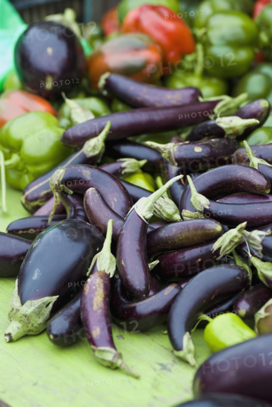 Produce display at farmer's market. Photo. Antonio M. Rosario
