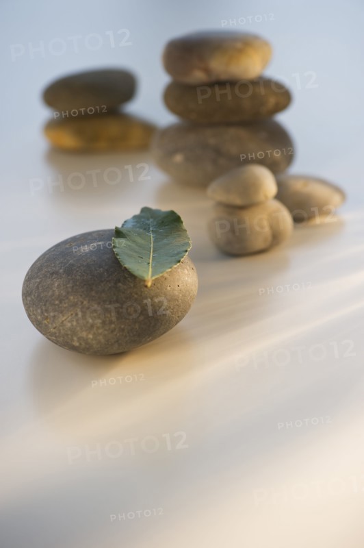 Spa stones. Photo : Daniel Grill