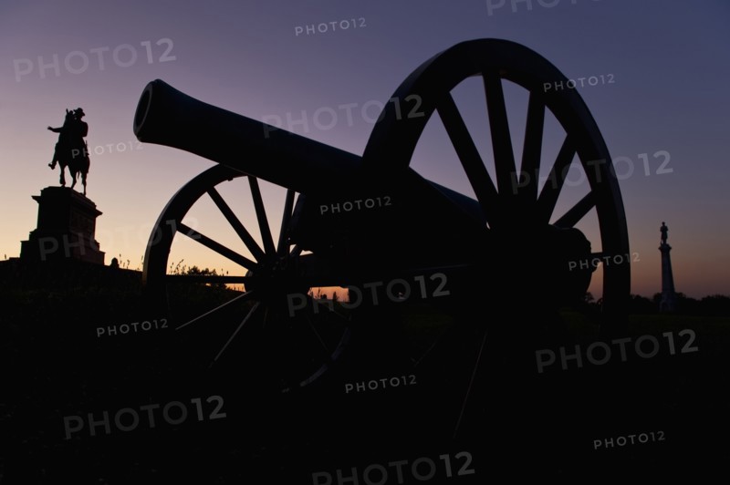 Civil war cannon. Photo. Daniel Grill