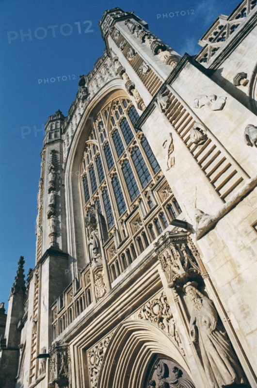 Cathedral in England. Photo : Fisher Litwin