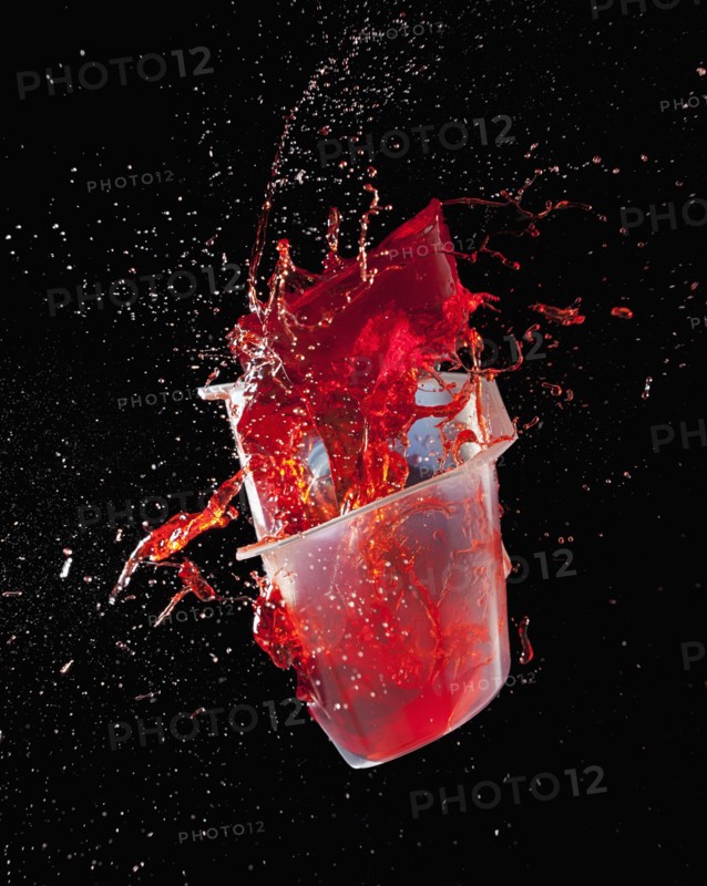 Jelly exploding. Photo : Mike Kemp