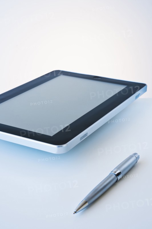 Digital tablet and pen.
