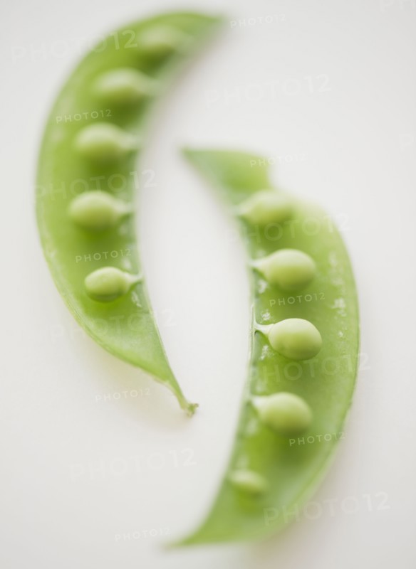 Studio shit of green peas. Photo : Jamie Grill