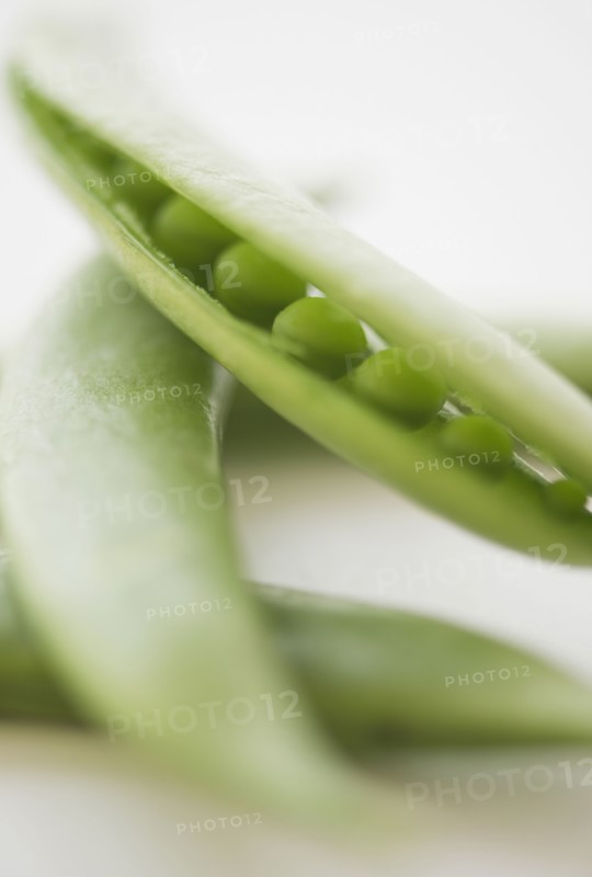 Studio shit of green peas. Photo : Jamie Grill