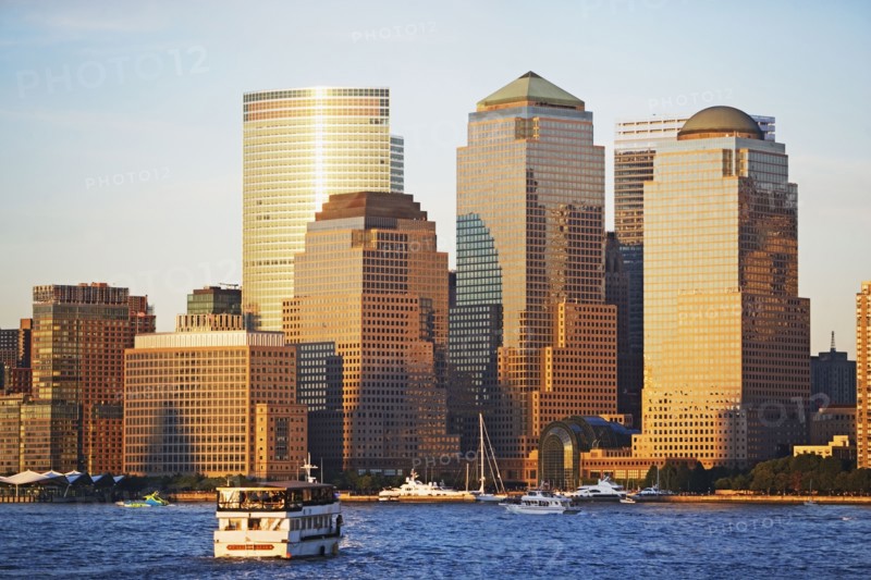USA, New York State, New York City, World Financial Center at sunset. Photo : fotog