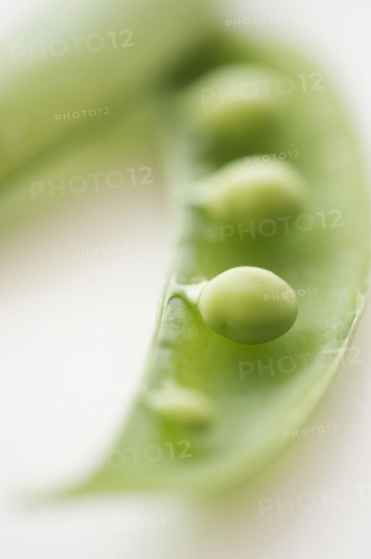 Studio shit of green peas. Photo : Jamie Grill