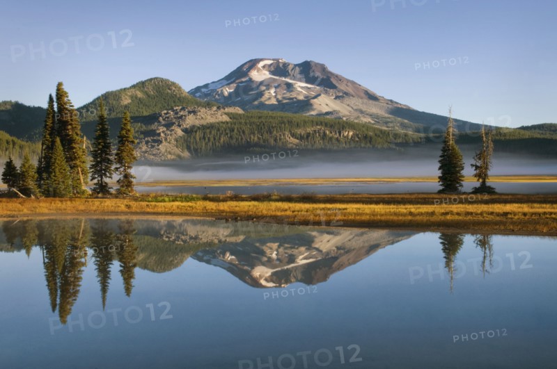 USA, Oregon, Sparks Lake. Photo : Gary J Weathers