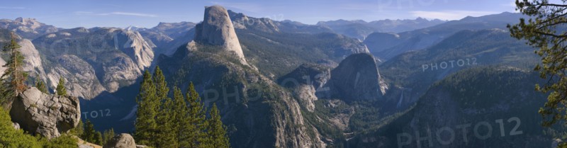 USA, California, Mariposa County, Half dome in Yosemite Valley. Photo : Gary J Weathers