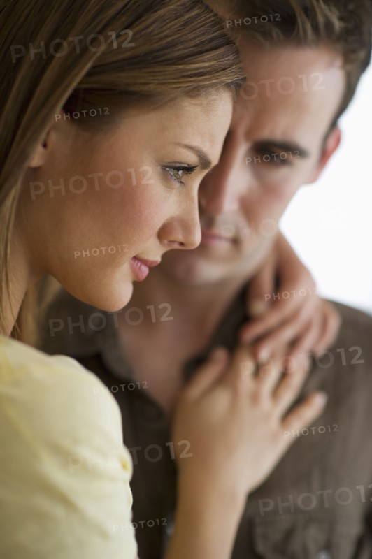 USA, New Jersey, Jersey City, Portrait of young couple.
