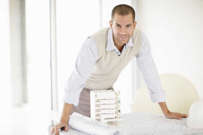 South Africa, Portrait of smiling architect. Photo : momentimages
