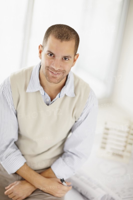 South Africa, Portrait of smiling architect. Photo : momentimages