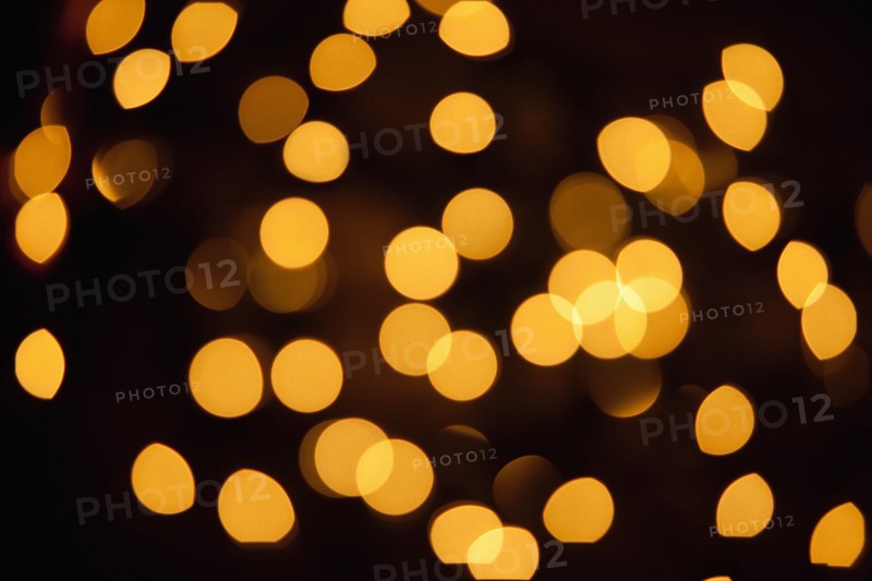 Studio Shot of defocused lights. Photo : Mike Kemp